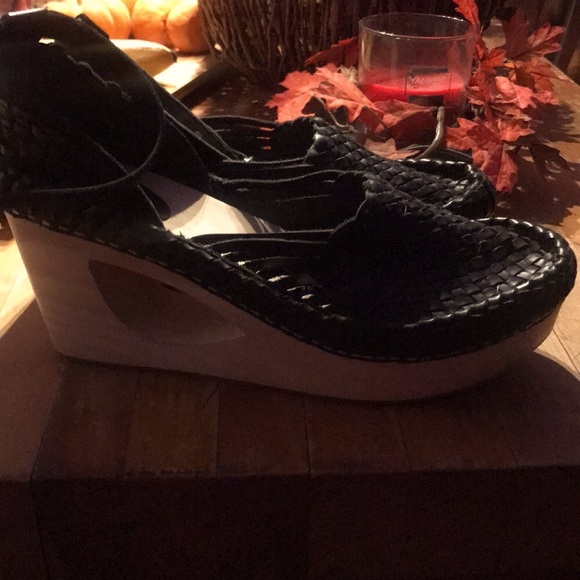 Free People Shoe - Picture 4 of 6